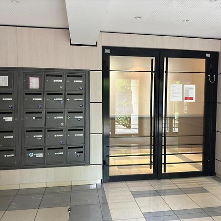 Appartement Magnolia 40M2, Parking Et Wifi Gratuit Montévrain Esterno foto