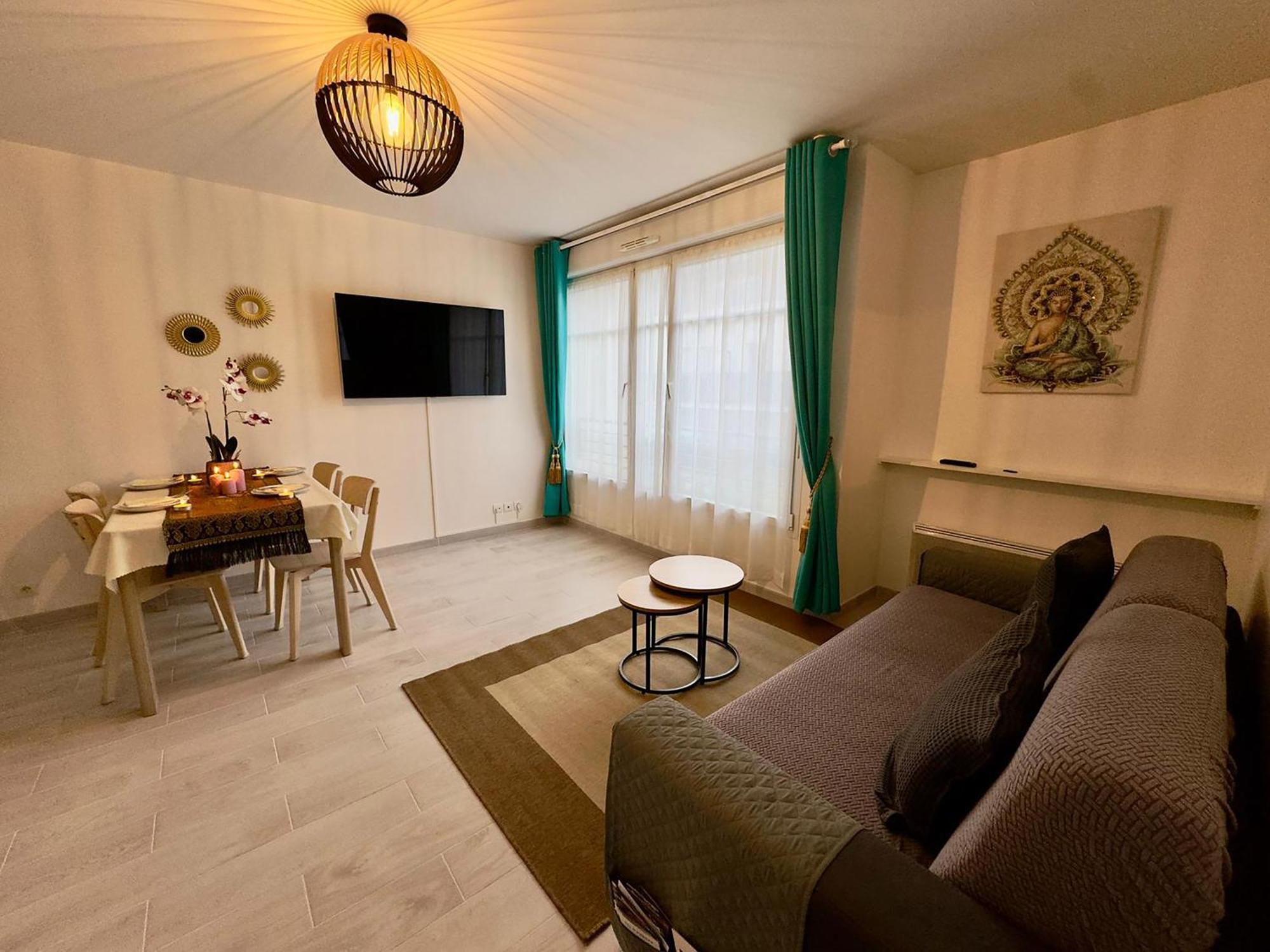 Appartement Magnolia 40M2, Parking Et Wifi Gratuit Montévrain Esterno foto